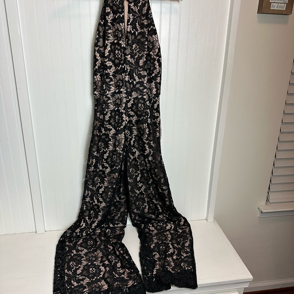 Julia Jordan Elegant Black Lace Jumpsuit - Picture 7 of 16